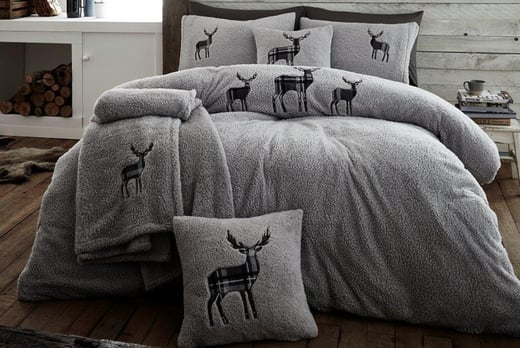 Teddy Fleece Stag Bedding Set Bedding Deals In Shop Livingsocial