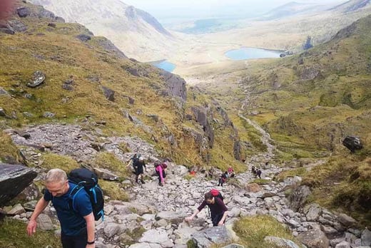 carrauntoohil guided hike