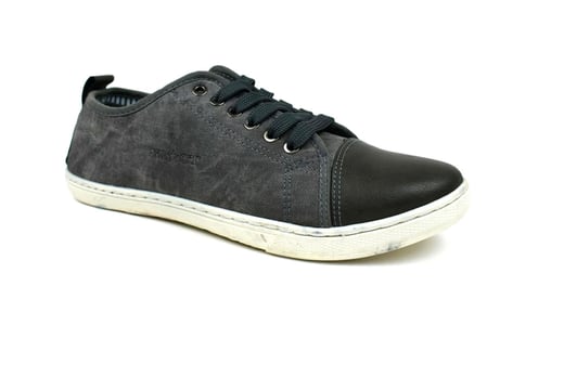 mens casual trainers uk