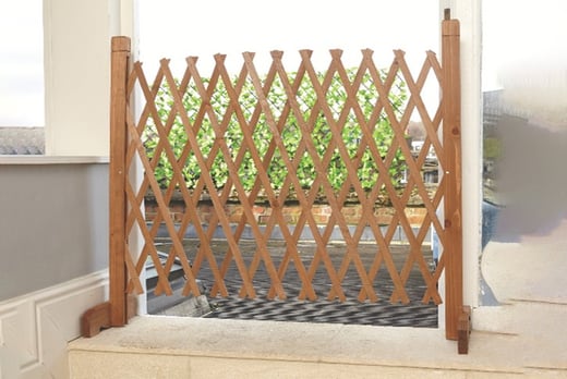 Expanding Wooden Fence | Shop | Wowcher