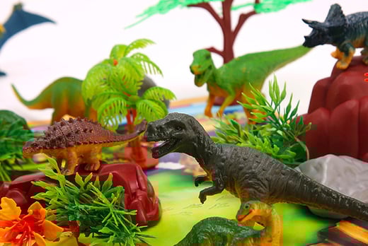 set dinosaur figures