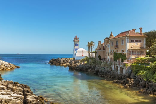 Portuguese Riviera Holiday: Flights and Breakfast - Wowcher