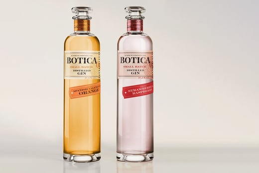 BOTICA-.01-Spanish-Valencia-Orange-or-Strawberry-and-Raspberry-Gin---70cl-2