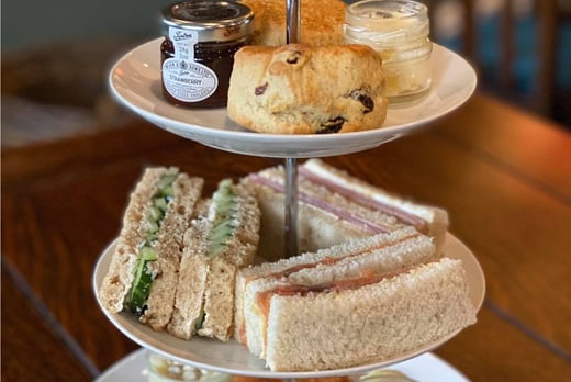 4* Afternoon Tea for 2 - Prosecco Option | Manchester