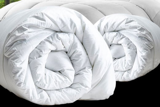 His and Hers Partners Dual Tempo Hollowfibre Duvet 4.5 & 9 Tog  Slight Second 