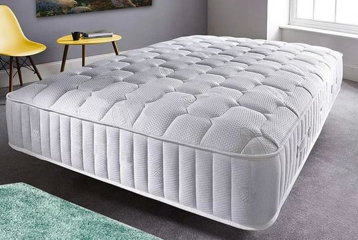 deluxe-harley-tufted-2000-pocket-spring-mattress