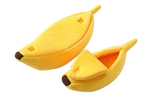 Banana-Peel-Pet-Bed-with-4-size-options!-2