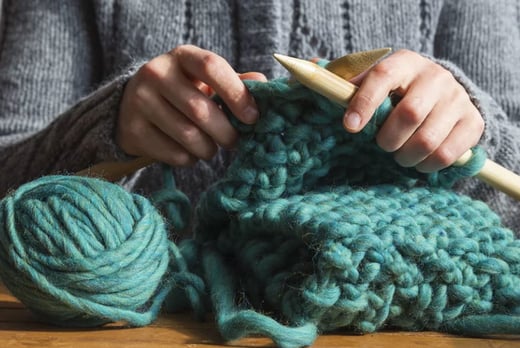 knitting 101: learn to knit