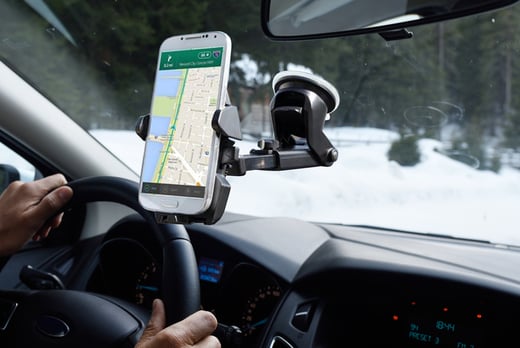 degree-Windshield-Mounted-Phone-Holder-For-Car-1