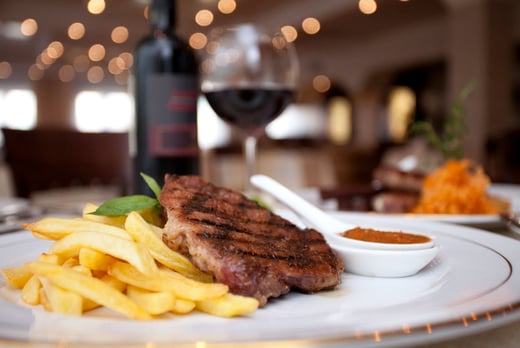 Steak Dining & Wine Deal - Crowne Plaza - Glasgow