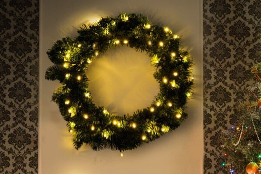 Christmas-Wreath-Decoration-with-50-LED-Lights-1