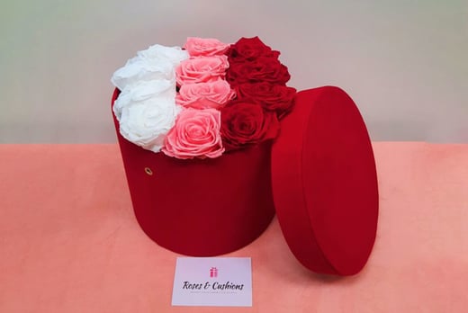 40% discount off Forever Roses at Roses & Cushions