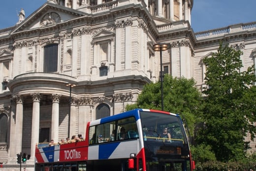 Bottomless & Bus Tours: London Hop-On Hop-Off Bus Tour & Bottomless Wings & Prosecco For 2