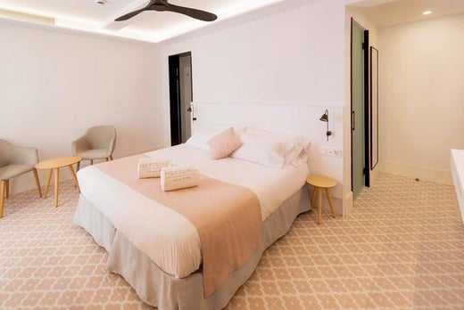 Neptuno Hotel & Spa - bedroom