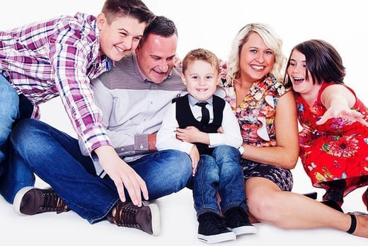 Couple's Or Family Photo Shoot - 5 Or 10 Prints - Belfast 