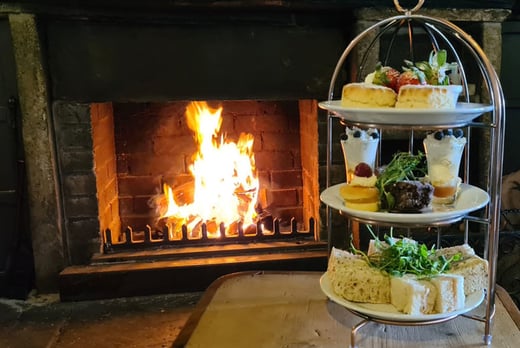 Afternoon Tea and Glass of Prosecco for 2 – Leyburn