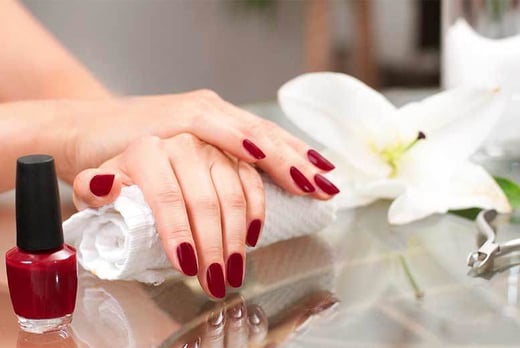 Nail Technician Online Course - Choice Of 3 With Bundle Option! 