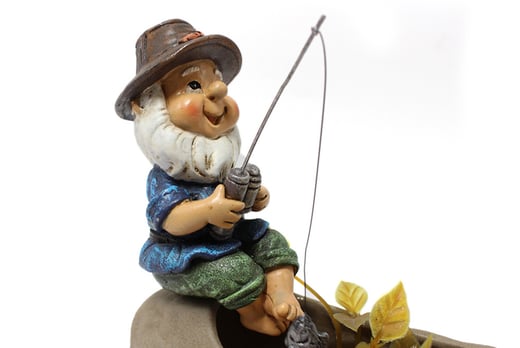 Resin-Fishing-Dwarf-Ornament-2