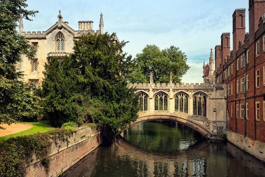 Cambridge-bridge