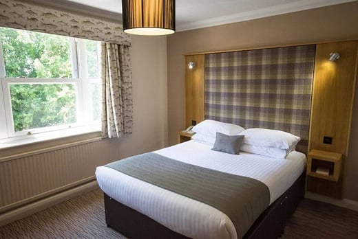 The Mill Hotel-room