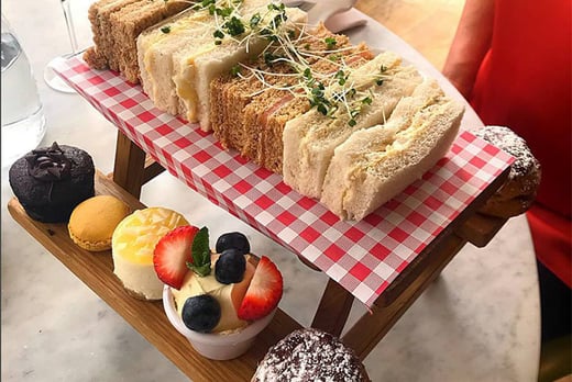 4* Afternoon Tea For 2 - Alfresco Dining- Hyde Park