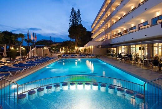 Hotel Mariant - pool