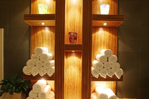 Spa Day - 55-Min Facial - £10 Voucher - Crowne Plaza Reading
