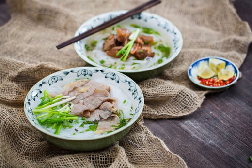 4-Course Dining and Drinks For 2 – Pho & Bun, Shaftesbury Avenue 