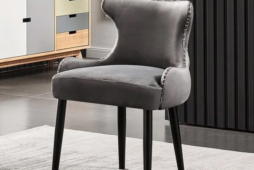Laila-Upholstered-Velvet-Chair-with-Tufted-back--4