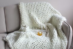 Direct-Sourcing-chunky-knitted-throw-5
