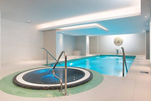 5* Summer Spa Experience For 2 – Spa Access, 4 Treatments, Prosecco & Strawberries