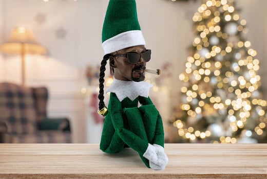 Novelty-'Snoop-on-a-Stoop'-Elf-on-a-Shelf-Christmas-Decor-1