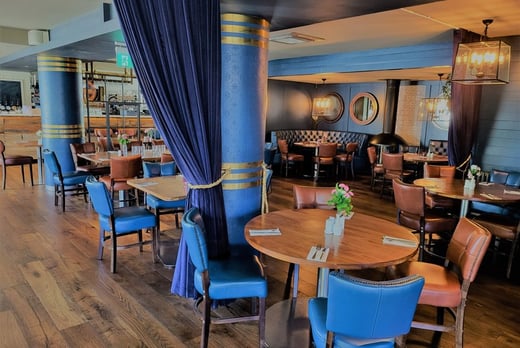 Main, Side & Tea or Coffee for 2 - Dublin Docklands