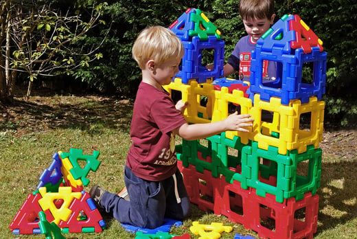 Kids 80pc Giant Interlocking STEM Block Set Deal - Wowcher