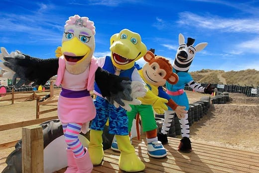 3 or 4nt Summer Pontins Entertainment Break for 4 | Bristol