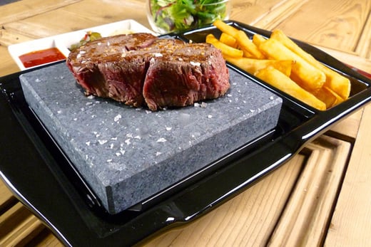 Porcelain Hot Stone Steak Set | Shop | Wowcher