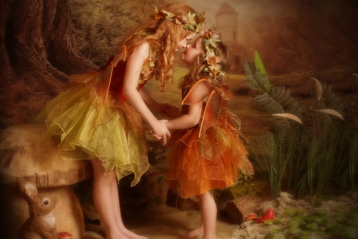 Fairy sister. Фотосессия феи для детей. Фея детская съемка. Лесная Фея для детей. Фея ребенок образ.