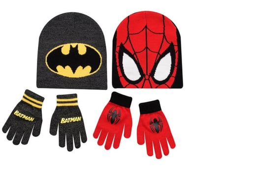 liverpool hat and gloves