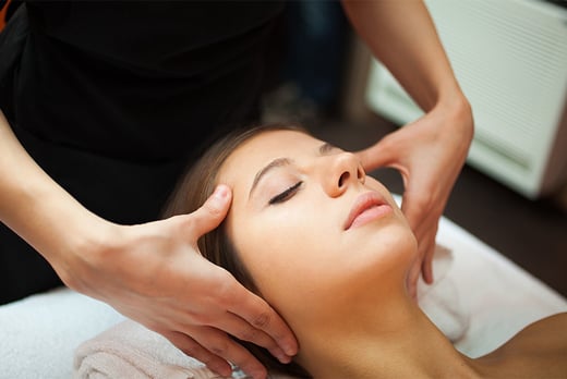 Facials And Facial Massage Bundle 2 Courses Wowcher