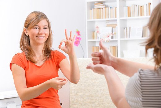 online-sign-language-course-wowcher