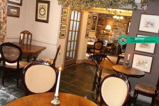 Stay for breakfast. The Hare отель. Hare and Hounds